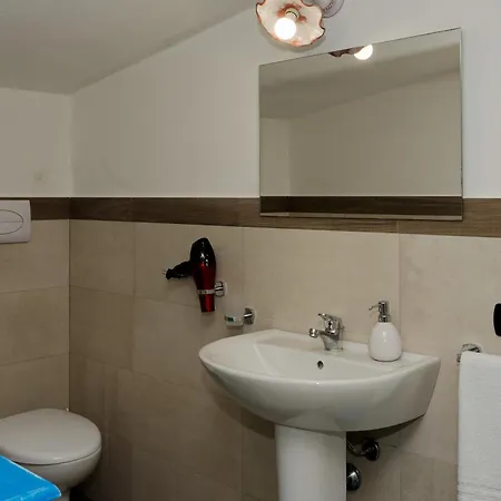 Tiscali דורגלי