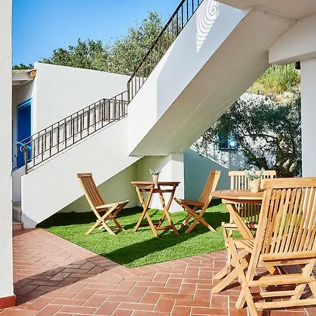 Tiscali בית הארחה 3*