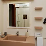 Tiscali بيت ضيافة