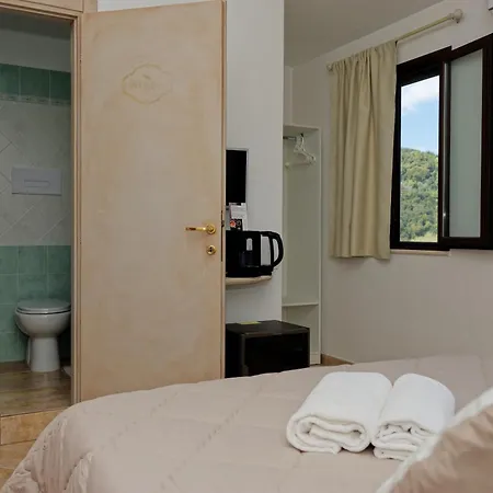 Tiscali Πανσιόν Dorgali