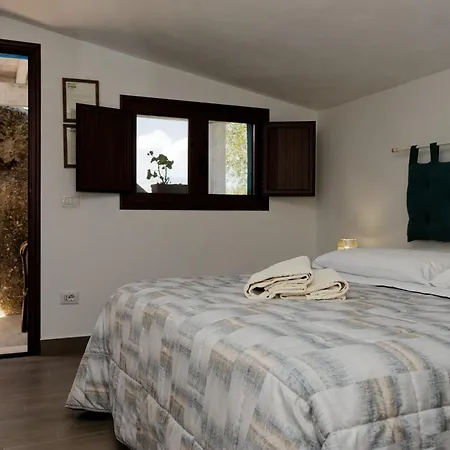 Tiscali Πανσιόν Dorgali